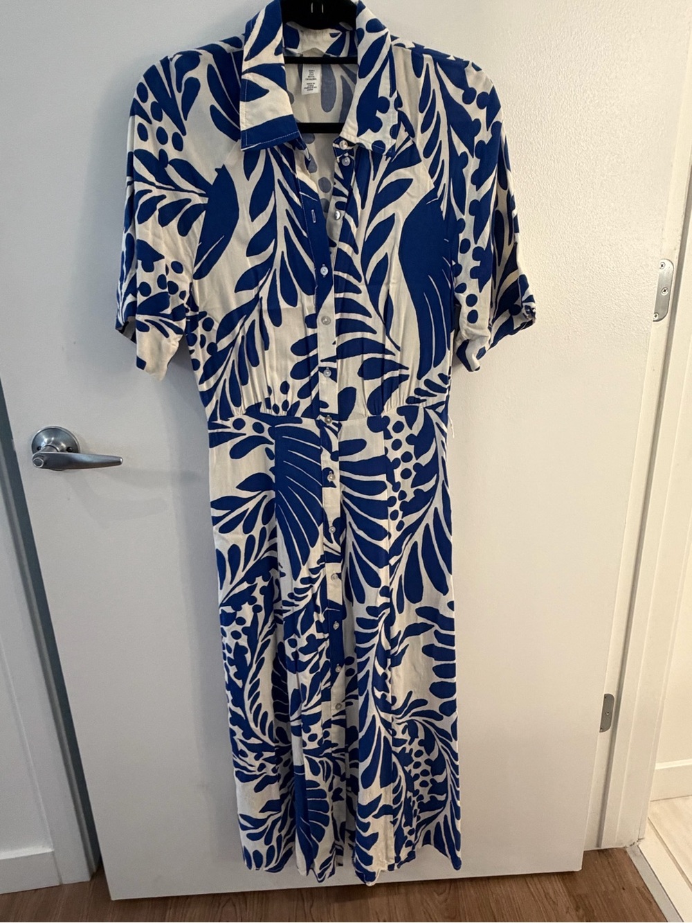 H&M Blue and White Farm Rio Style Print Button-Front Maxi Dress size S